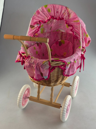 Puppenwagen aus korbgeflecht - puppenwagen,